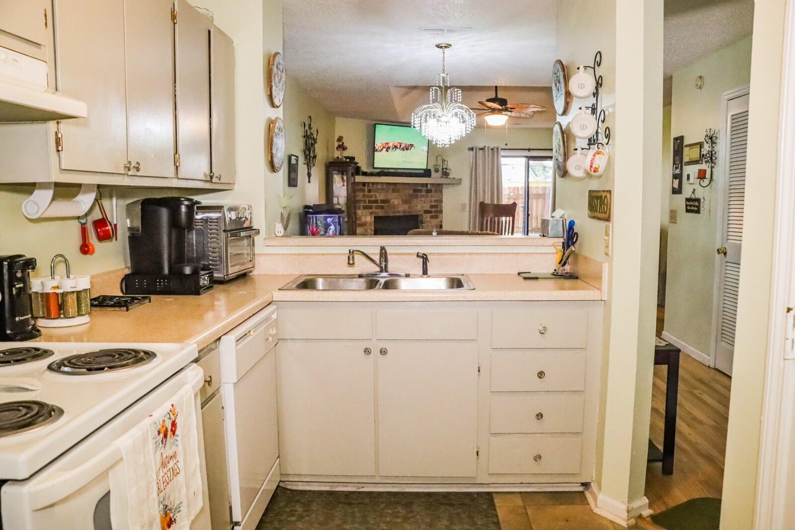 704 Temple Road, Unit A Ladson, SC 29456 - Photo 7 of 21 IMG_9595