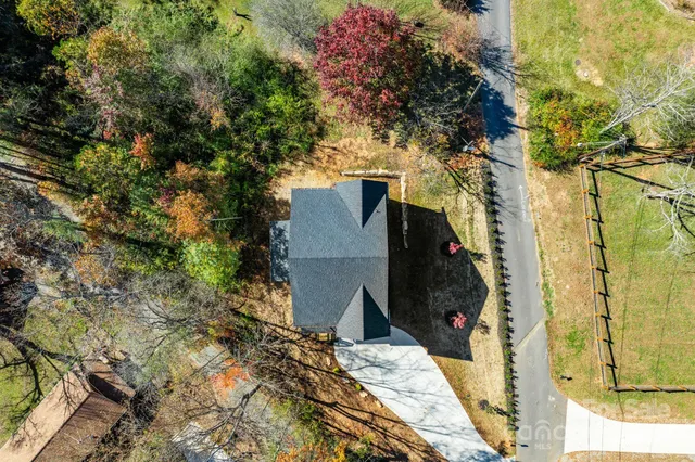 $795,000 | 8 Wildwood Pk Knoll, Unit 39, Weaverville, NC 28787