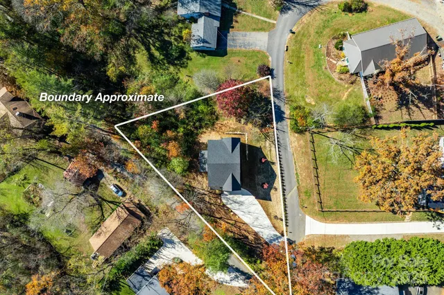 $795,000 | 8 Wildwood Pk Knoll, Unit 39, Weaverville, NC 28787