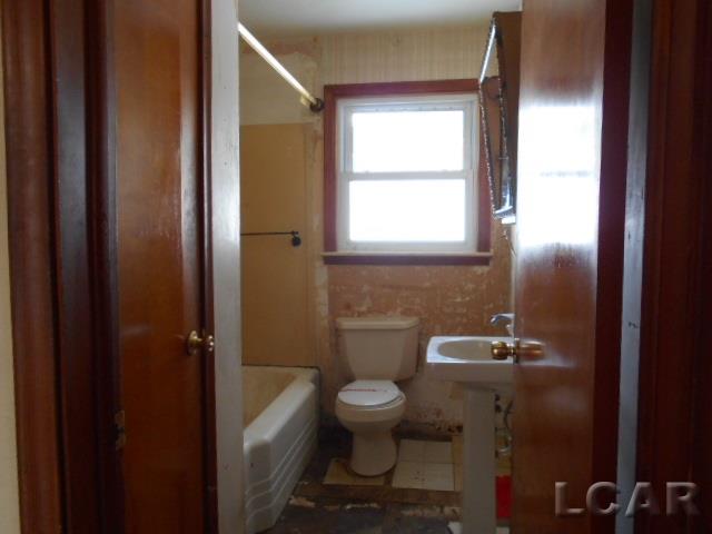1083 Gady Road Adrian, MI 49221 - Photo 16 of 67