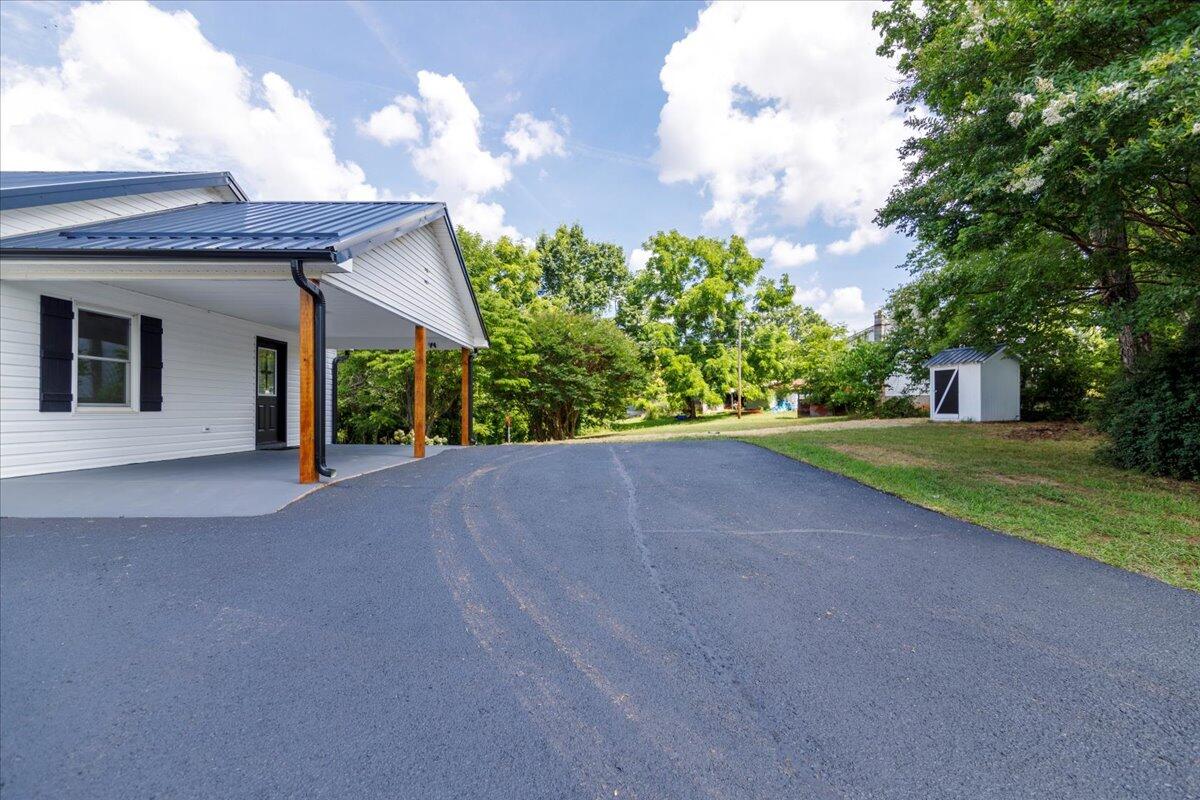 1939 Doe Run Road Rocky Mount, VA 24151 - Photo 52 of 59 53-52 1939 Doe_Run_Rd-8407-HDR