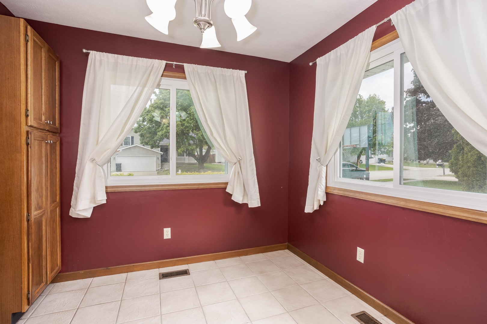 405 Carriage Hills Road Normal, IL 61761 - Photo 12 of 30