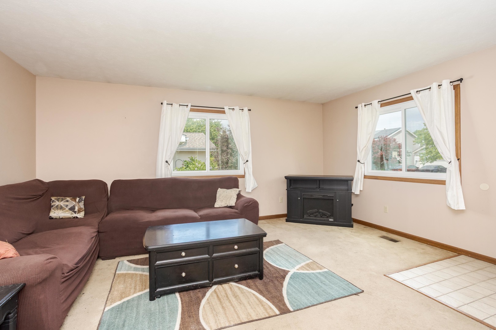 405 Carriage Hills Road Normal, IL 61761 - Photo 2 of 30