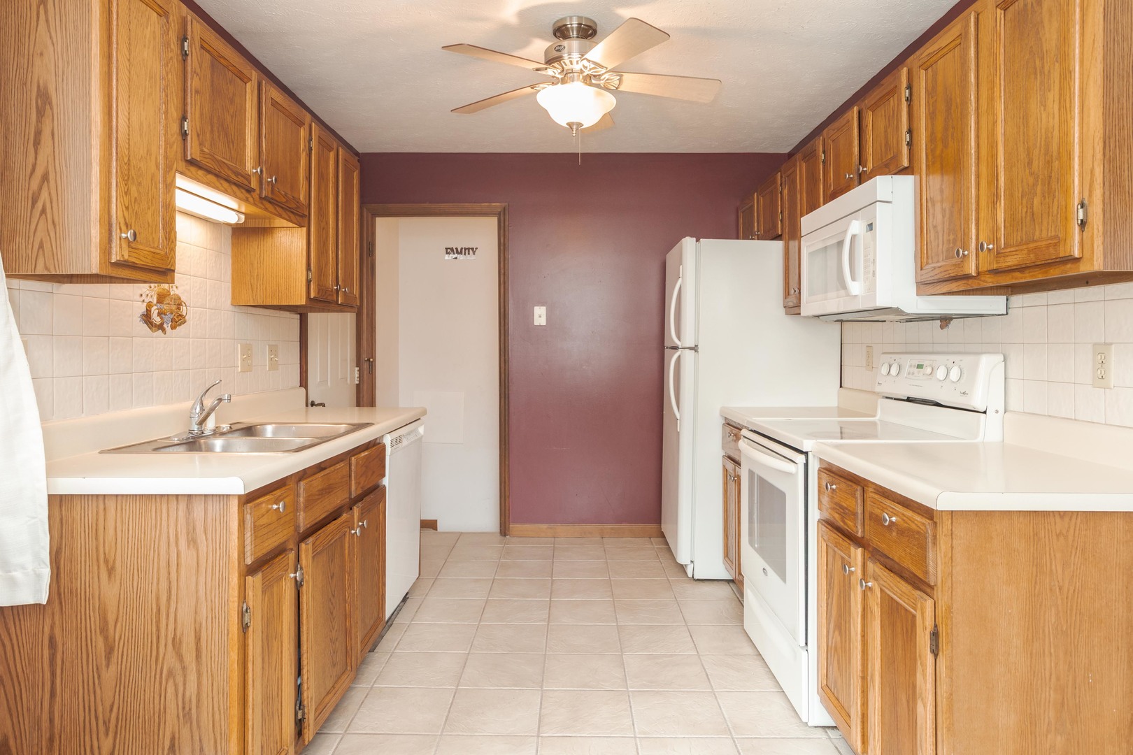 405 Carriage Hills Road Normal, IL 61761 - Photo 7 of 30
