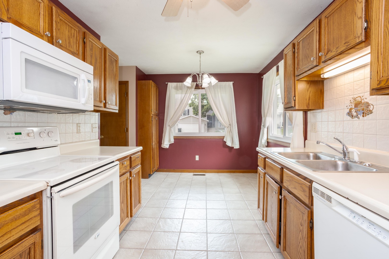 405 Carriage Hills Road Normal, IL 61761 - Photo 10 of 30