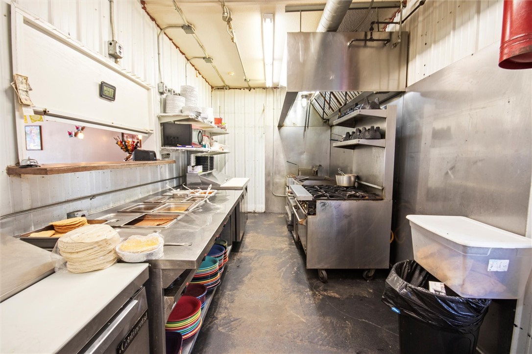 3829 North Main Street Marion, NY 14505 - Photo 9 of 21