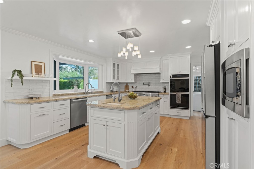 28925 Medea Mesa Road Agoura Hills, CA 91301 - Photo 12 of 67