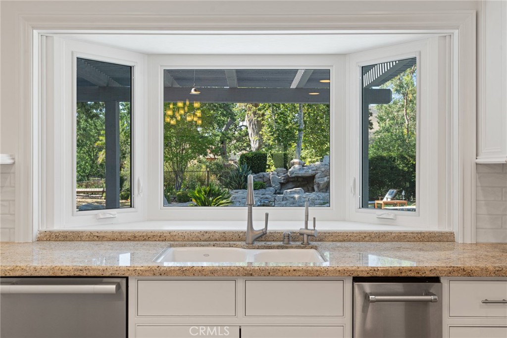 28925 Medea Mesa Road Agoura Hills, CA 91301 - Photo 14 of 67