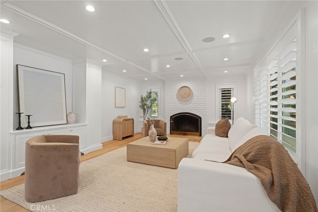 28925 Medea Mesa Road Agoura Hills, CA 91301 - Photo 17 of 67