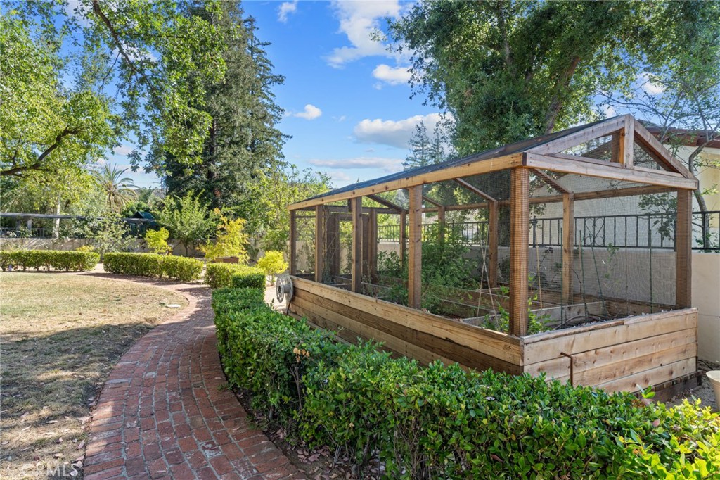 28925 Medea Mesa Road Agoura Hills, CA 91301 - Photo 52 of 67