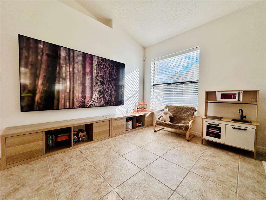 3840 Marietta Way St. Cloud, FL 34772 - Photo 17 of 44 a living room with furniture