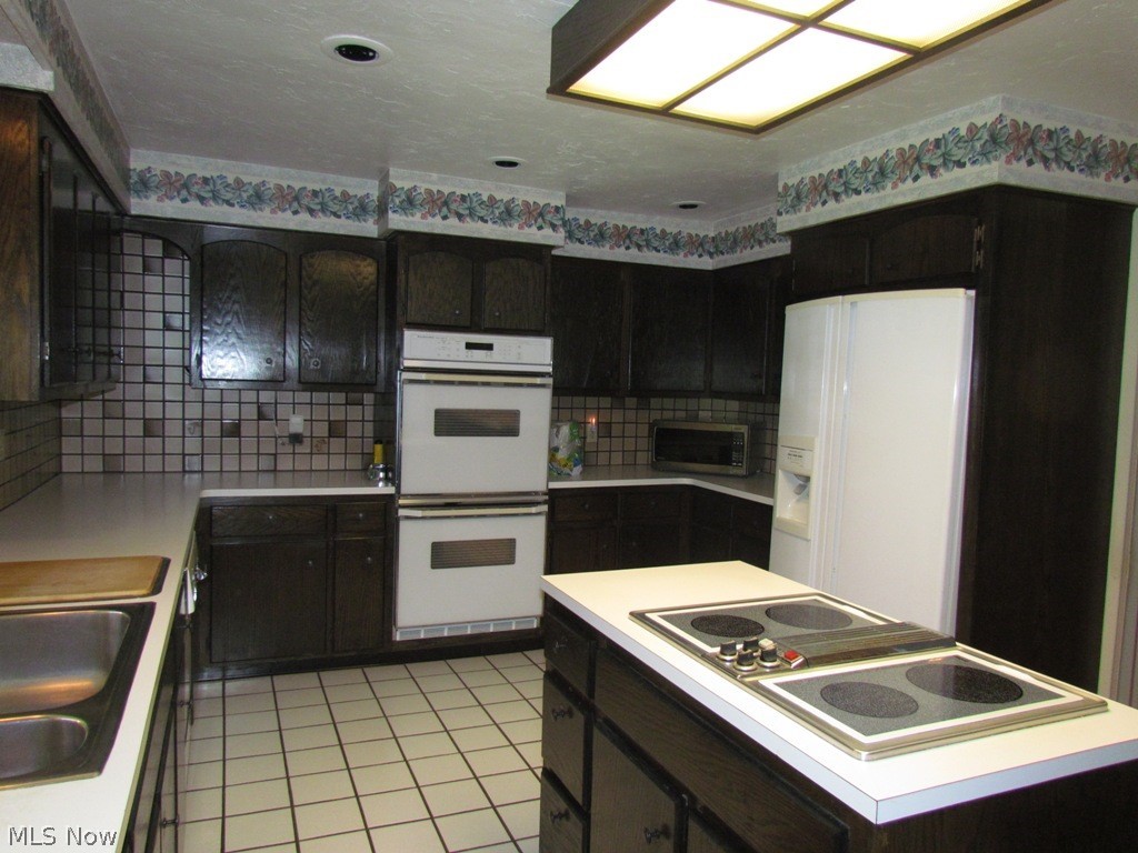 12215 Snow Road Burton, OH 44021 - Photo 15 of 35