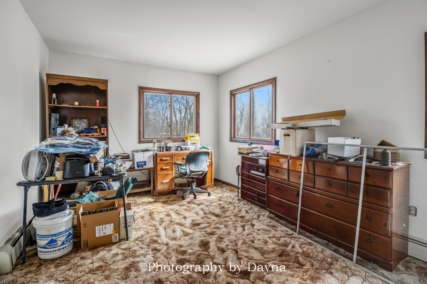 2857 River Road Kankakee, IL 60901 - Photo 17 of 35 a room with furniture a rug and a window