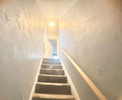 400 Prospect Street, Unit B Jeannette, PA 15644 - Photo 6 of 10 a view of entryway