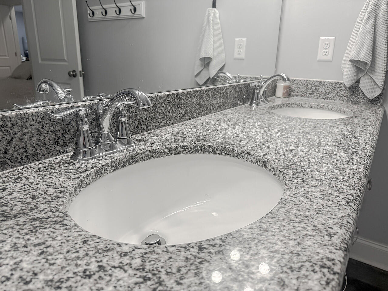 505 Butter Road Bonneau, SC 29431 - Photo 12 of 33 JRH-66