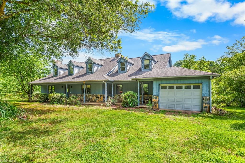 5041 Friendship Circle Road East Bend, NC 27018 - Photo 3 of 50