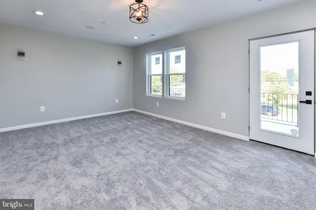 $137,500 | 712 61st Avenue, Capitol Heights, MD 20743