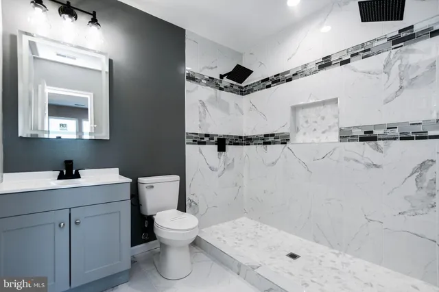 $137,500 | 712 61st Avenue, Capitol Heights, MD 20743