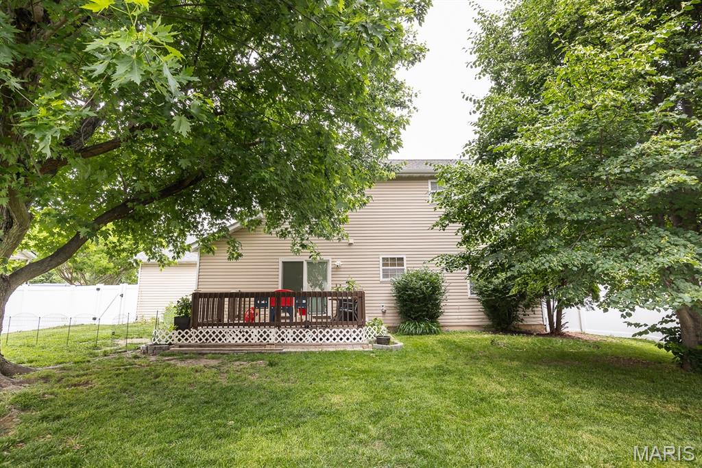 953 Benjamin Drive O'Fallon, IL 62269 - Photo 31 of 35
