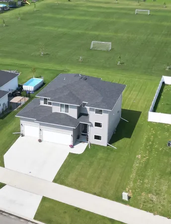 $580,000 | 2828 12th Street West, West Fargo, ND 58078
