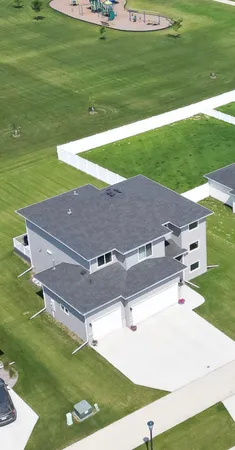 $580,000 | 2828 12th Street West, West Fargo, ND 58078