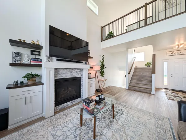 $580,000 | 2828 12th Street West, West Fargo, ND 58078