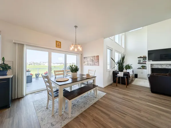 $580,000 | 2828 12th Street West, West Fargo, ND 58078