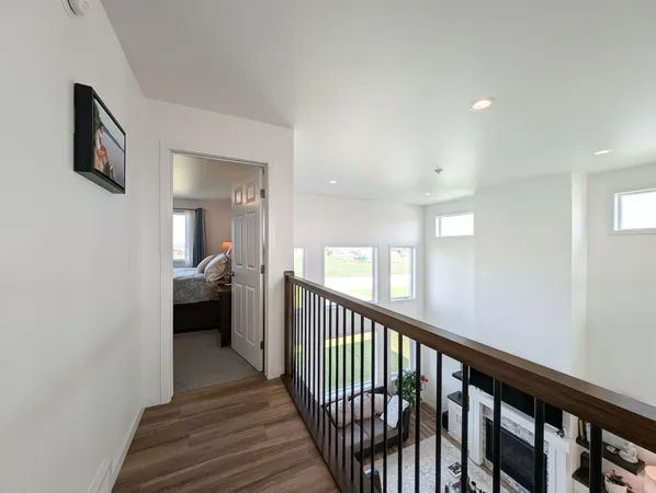 $580,000 | 2828 12th Street West, West Fargo, ND 58078