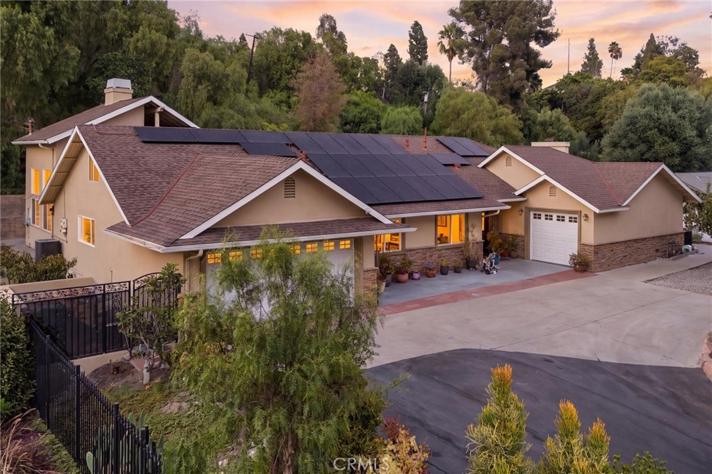 941 Laguna Road Fullerton, CA 92835 - Photo 1 of 52 Gallery Image 1