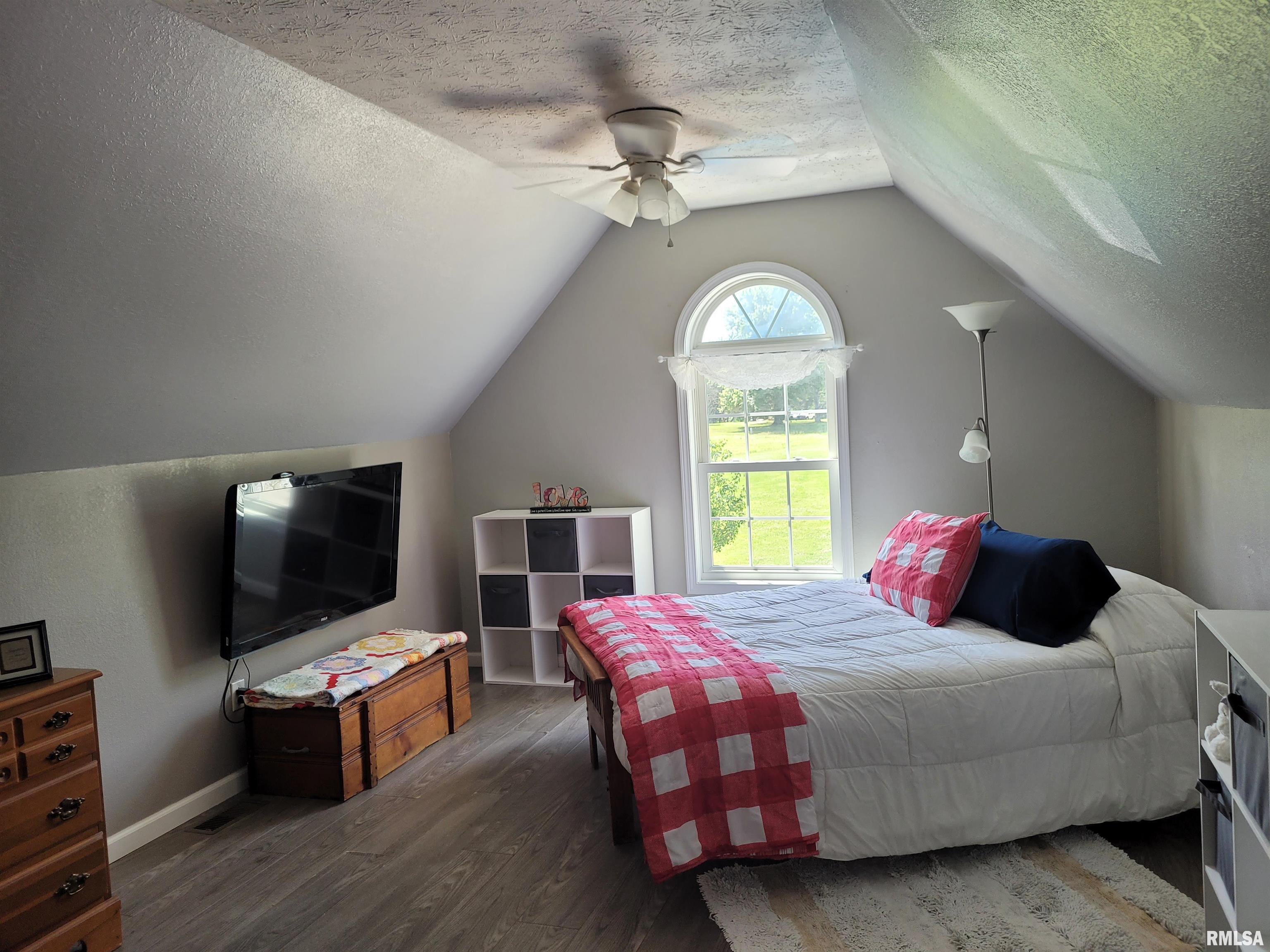 17096 East Liberty Road Mount Vernon, IL 62864 - Photo 17 of 28 Gallery Image 17