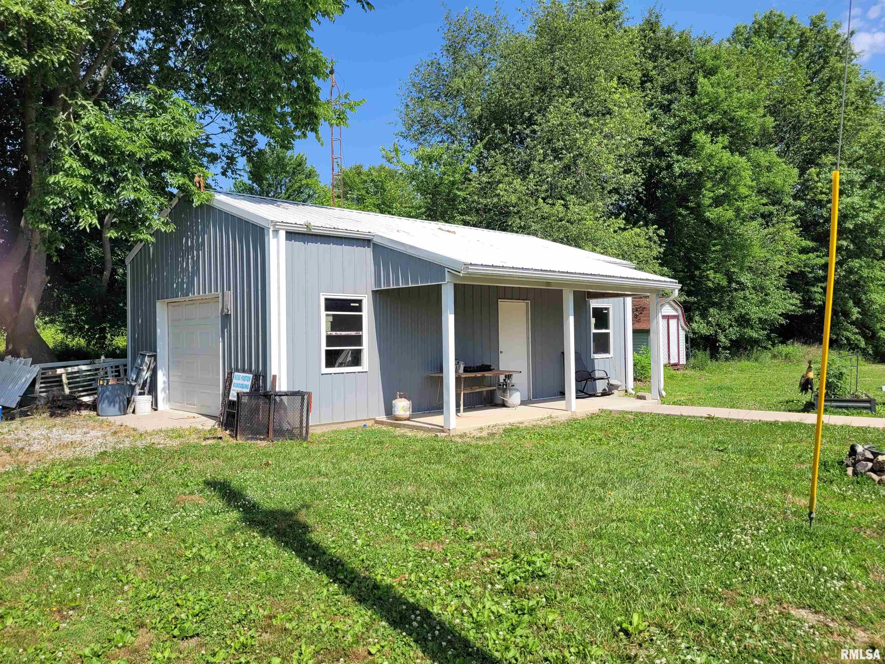 17096 East Liberty Road Mount Vernon, IL 62864 - Photo 21 of 28 Gallery Image 21