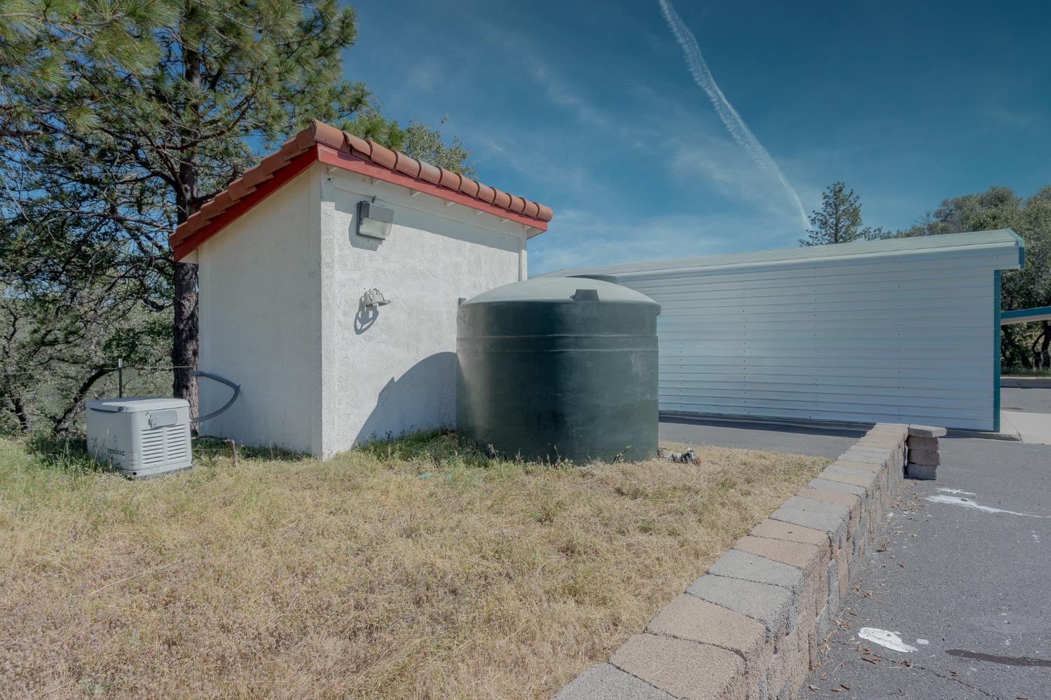 5912 Old Gulch Road San Andreas, CA 95249 - Photo 34 of 71 a view of a backyard
