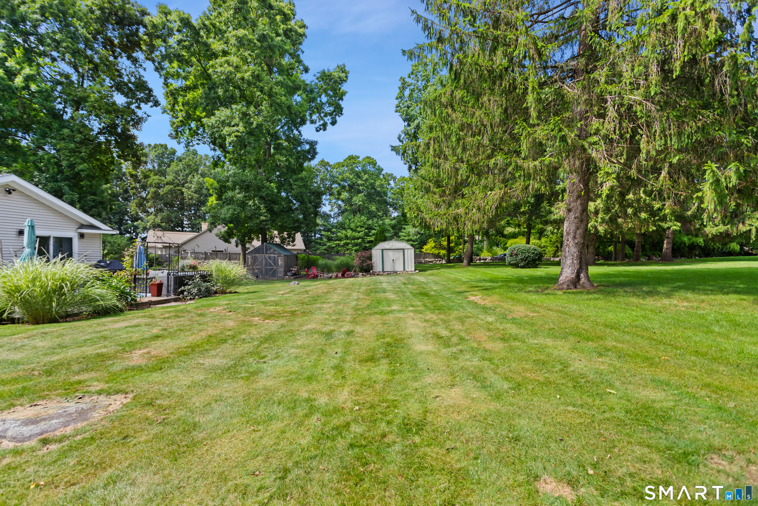 41 Wilkes Road Danbury, CT 06811 - Photo 2 of 39