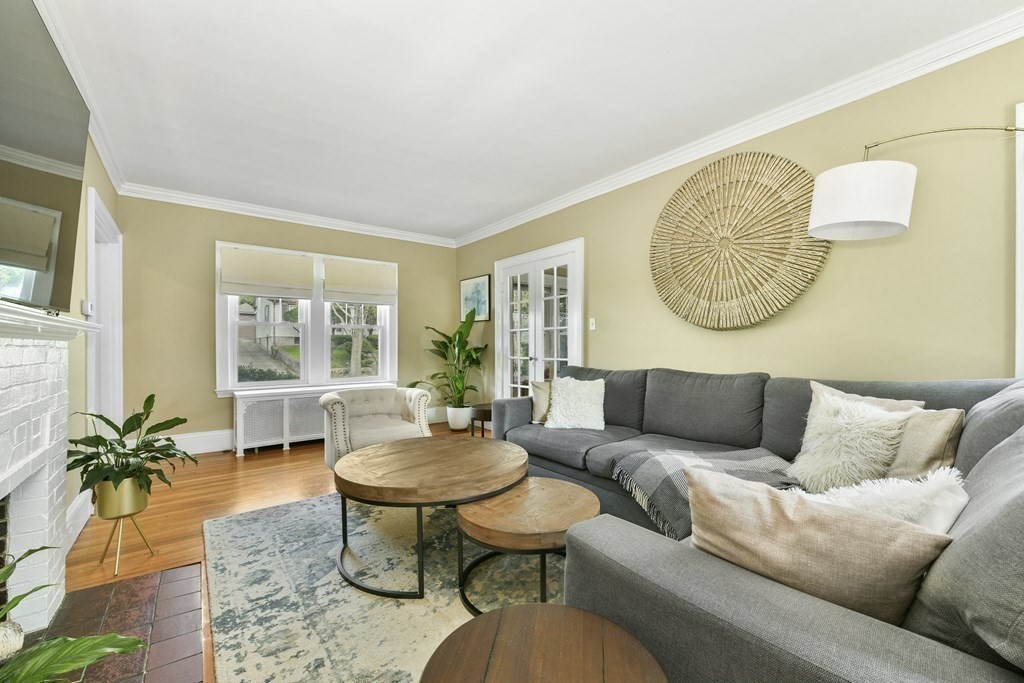 24 Hammond Road Belmont, MA 02478 - Photo 3 of 33 Gallery Image 3