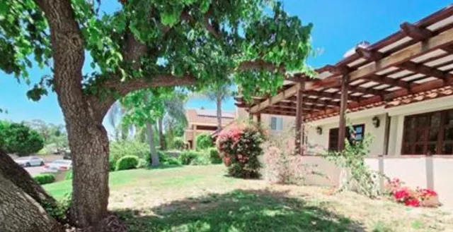 $6,950 | 19613 Hiawatha Street, Chatsworth, CA 91311