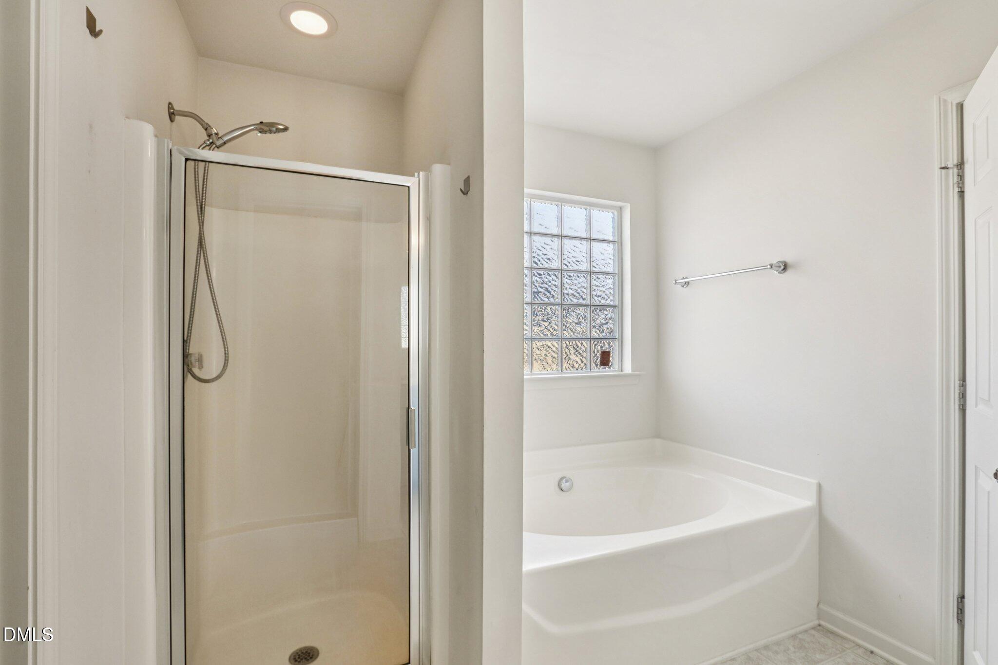 5310 Heather Ridge Lane Raleigh, NC 27610 - Photo 16 of 26 20-web-or-mls-Heather Ridge Ln-S0512-020