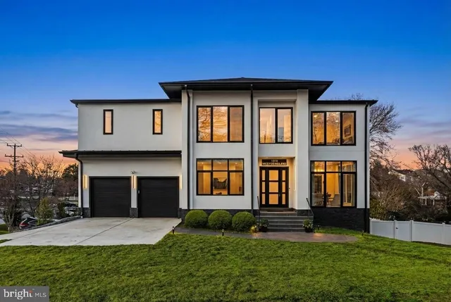 $2,999,999 | 1573 Westmoreland Street, McLean, VA 22101
