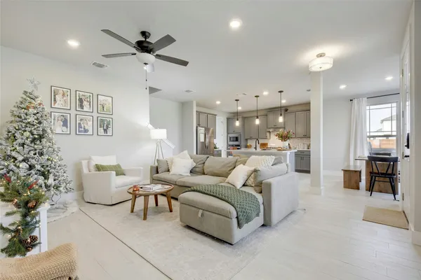 $2,895 | 8302 Corrigan Pass, Austin, TX 78744