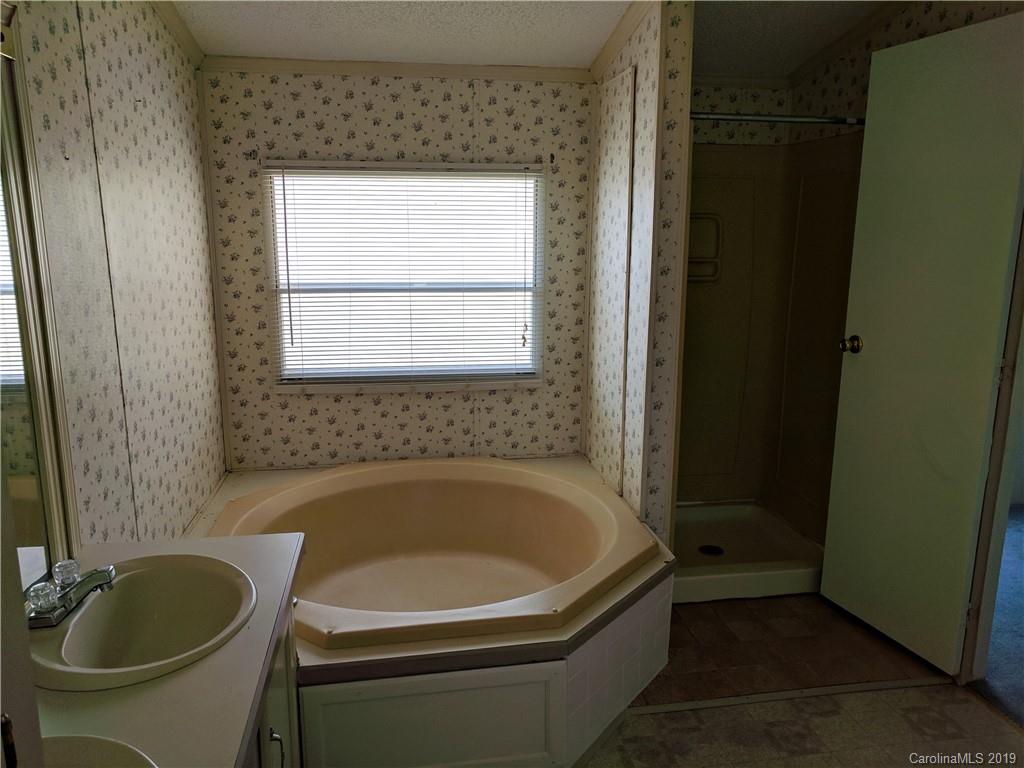 5008 Ponderosa Road Morganton, NC 28655 - Photo 6 of 9 Gallery Image 6