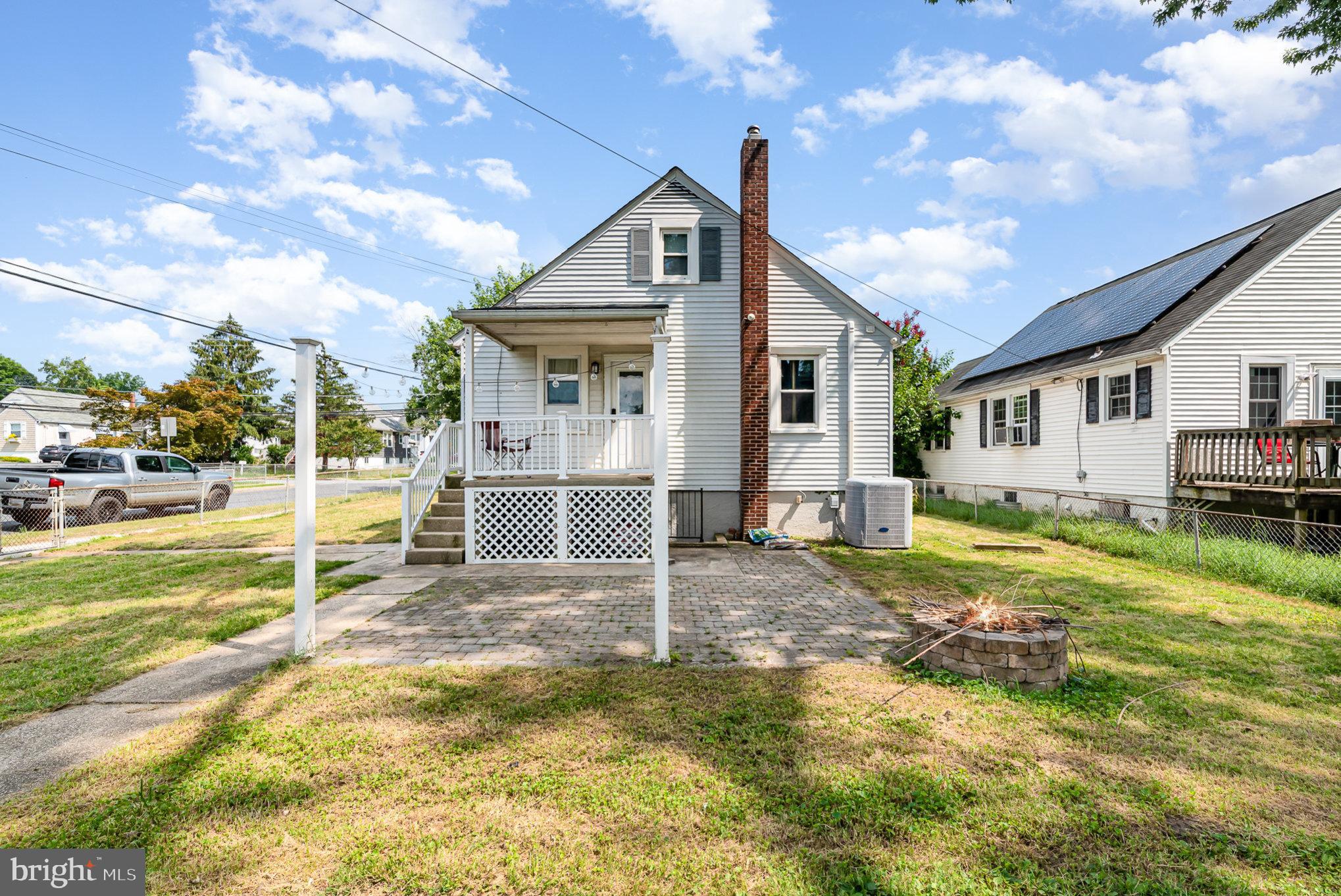 8308 Wilson Avenue Baltimore, MD 21234 - Photo 3 of 24