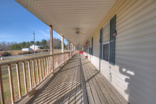 $387,500 | 80 Ivey Road, Trenton, GA 30752