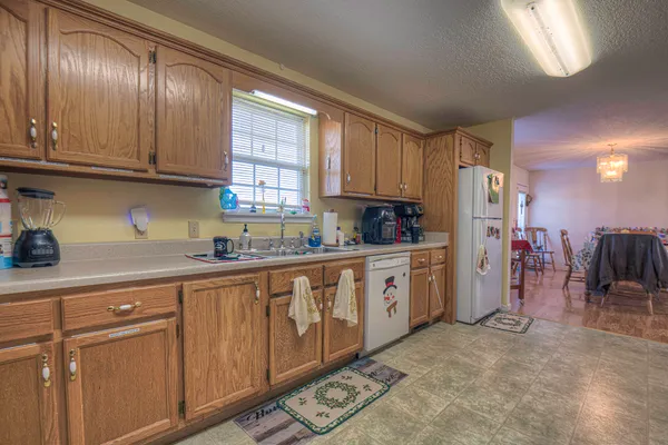 $387,500 | 80 Ivey Road, Trenton, GA 30752