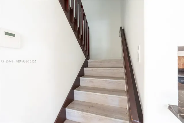 $3,000 | 4205 Village Drive, Unit D, Delray Beach, FL 33445