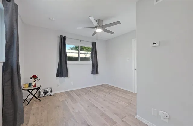 $1,250 | 1111 West 10th Street, Unit 204, Austin, TX 78703