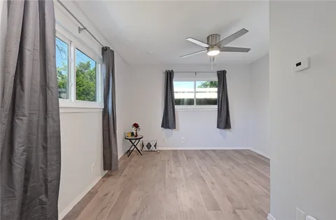 $1,250 | 1111 West 10th Street, Unit 204, Austin, TX 78703