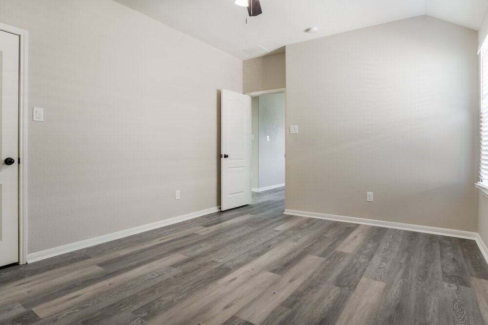 8343 Broadleaf Avenue Baytown, TX 77521 - Photo 12 of 17