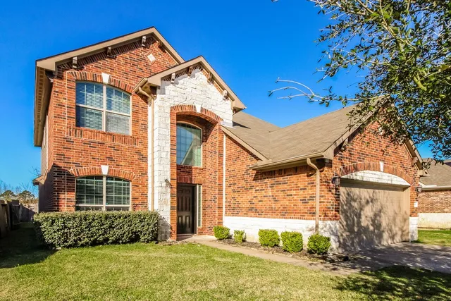 $2,215 | 8343 Broadleaf Avenue, Baytown, TX 77521