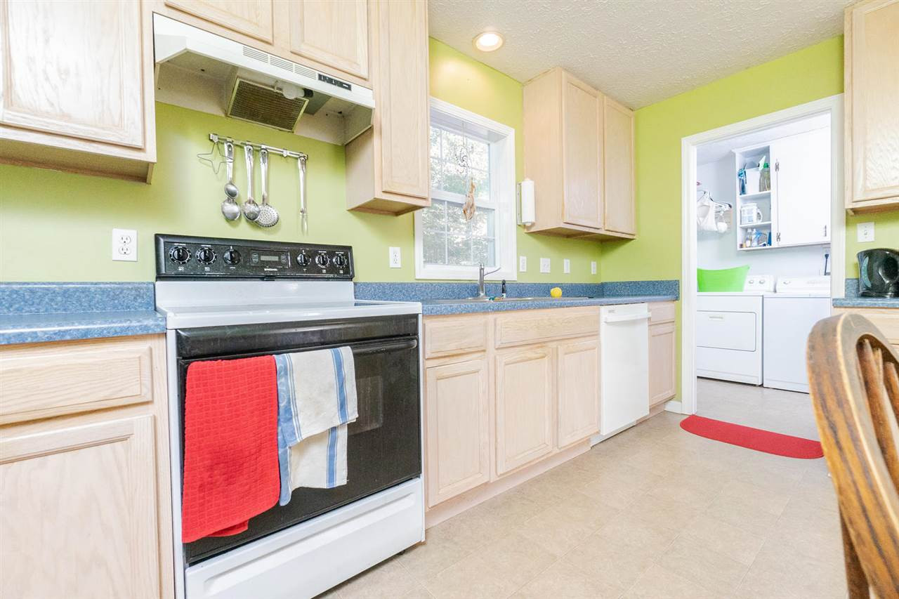 6209 Blair Cee Lane Raleigh, NC 27613 - Photo 10 of 29 Kitchen