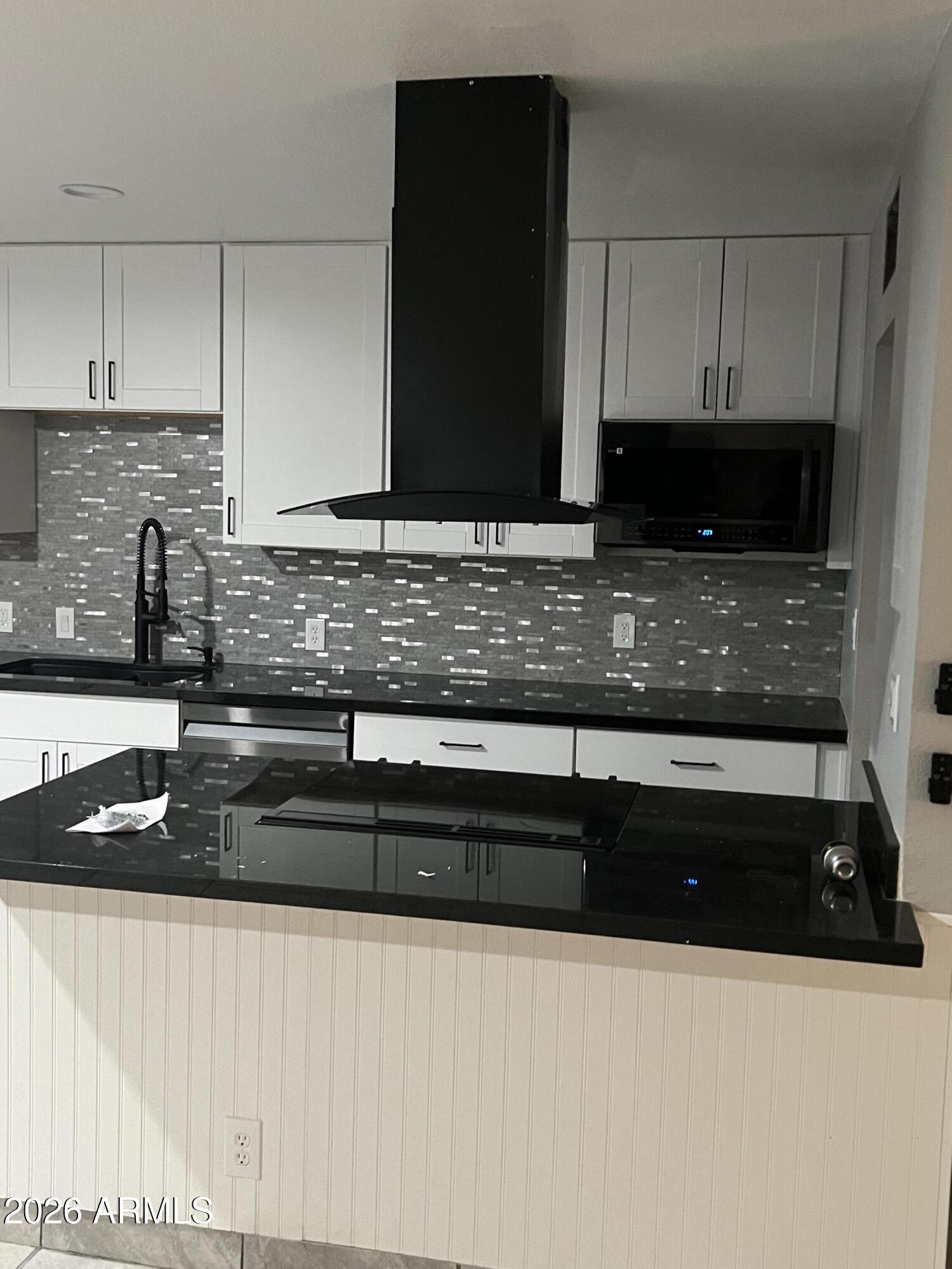 4657 South 17th Way Phoenix, AZ 85040 - Photo 4 of 5 IMG_4320