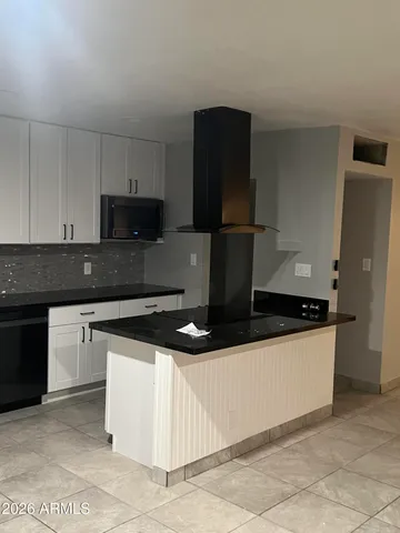 $1,995 | 4657 South 17th Way, Phoenix, AZ 85040